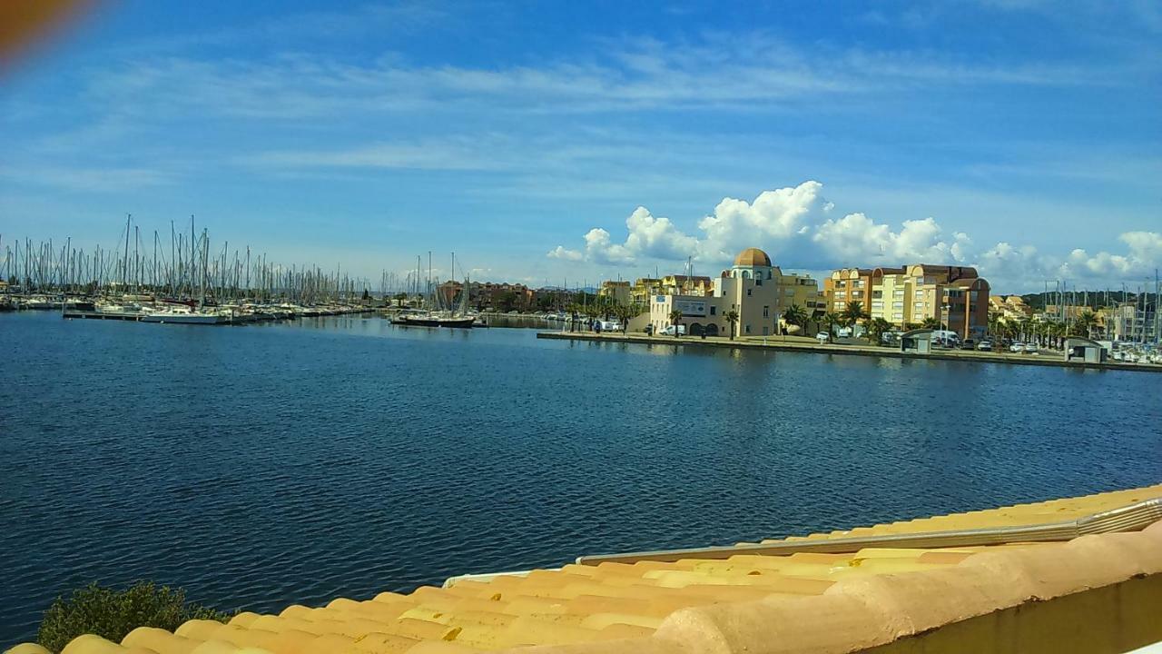 En Bord De Mer Gruissan Exterior photo